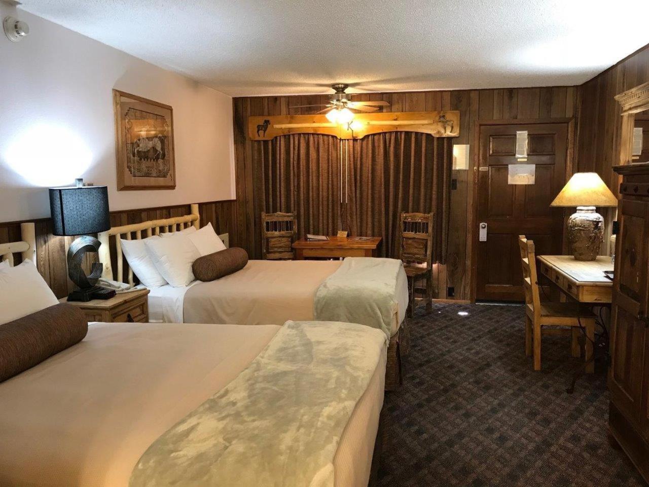 רד ריבר Copper King Lodge מראה חיצוני תמונה