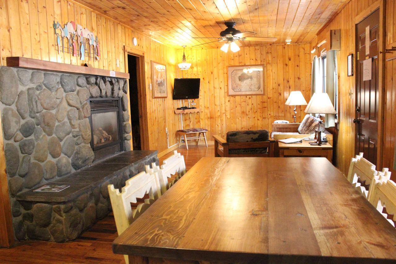 רד ריבר Copper King Lodge מראה חיצוני תמונה